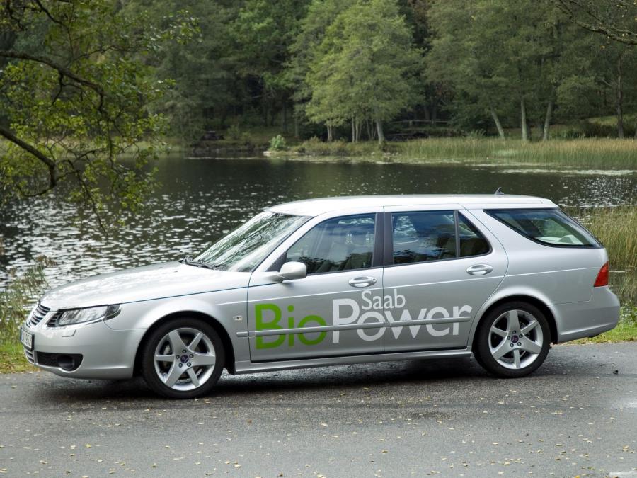  Saab 9-5 BioPower SportCombi 2008 года  (фото 8 из 16)